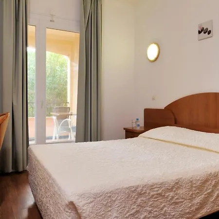 Stella Marina 3*